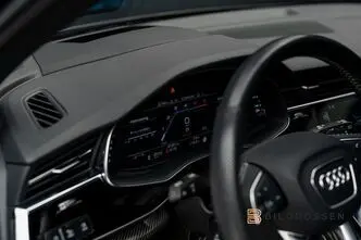Audi SQ7, 4.0, 320 kW, дизель, автомат, полный привод
