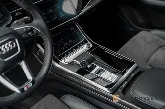 Audi SQ7, 4.0, 320 kW, дизель, автомат, полный привод