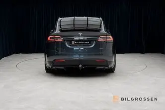 Tesla Model X, 311 kW, elekter, automaat, nelikvedu