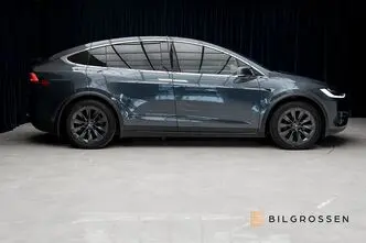 Tesla Model X, 311 kW, elekter, automaat, nelikvedu