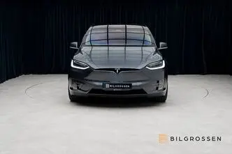 Tesla Model X, 311 kW, elekter, automaat, nelikvedu