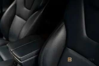 Tesla Model X, 311 kW, elekter, automaat, nelikvedu