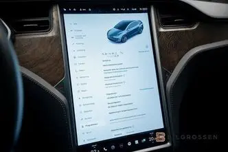 Tesla Model X, 311 kW, elekter, automaat, nelikvedu