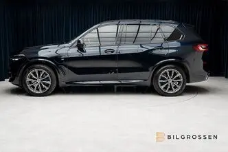 BMW X5, 3.0, 290 kW, hybrid, automatic, four-wheel drive