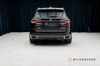 BMW X5, 3.0, 290 kW, hybrid, automatic, four-wheel drive
