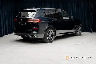 BMW X5, 3.0, 290 kW, hybrid, automatic, four-wheel drive