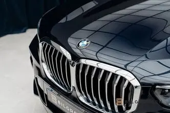 BMW X5, 3.0, 290 kW, hybrid, automatic, four-wheel drive