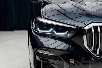 BMW X5, 3.0, 290 kW, hybrid, automatic, four-wheel drive