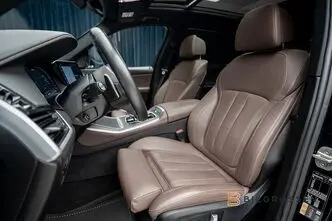 BMW X5, 3.0, 290 kW, hybrid, automatic, four-wheel drive