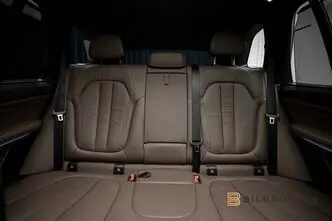 BMW X5, 3.0, 290 kW, hybrid, automatic, four-wheel drive