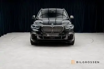BMW X5, 4.4, 390 kW, бензин, автомат, полный привод