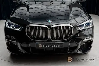 BMW X5, 4.4, 390 kW, бензин, автомат, полный привод