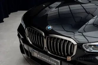 BMW X5, 4.4, 390 kW, бензин, автомат, полный привод