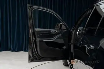 BMW X5, 4.4, 390 kW, бензин, автомат, полный привод
