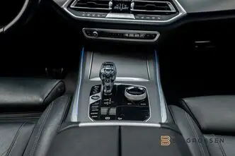 BMW X5, 4.4, 390 kW, бензин, автомат, полный привод