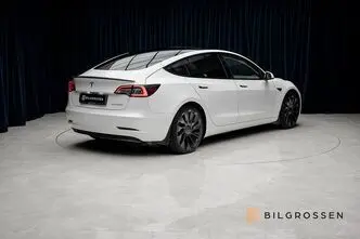 Tesla Model 3, 377 kW, electric, automatic, four-wheel drive