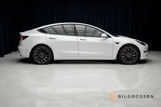 Tesla Model 3, 377 kW, electric, automatic, four-wheel drive