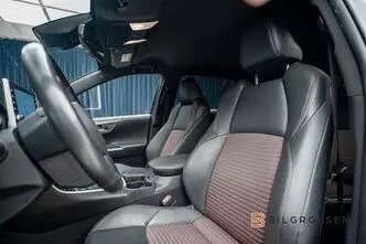 Toyota RAV4, 2.5, 225 kW, гибрид, автомат, полный привод