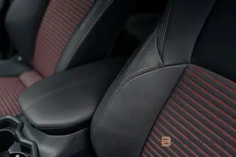 Toyota RAV4, 2.5, 225 kW, гибрид, автомат, полный привод