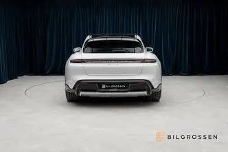 Porsche Taycan, 280 kW, electric, automatic, four-wheel drive