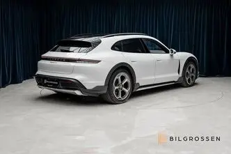 Porsche Taycan, 280 kW, electric, automatic, four-wheel drive