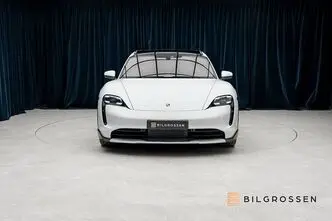 Porsche Taycan, 280 kW, electric, automatic, four-wheel drive