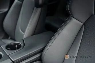 Porsche Taycan, 280 kW, electric, automatic, four-wheel drive