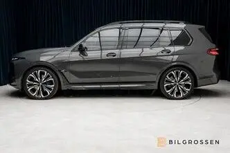 BMW X7, 4.4, 390 kW, bensiin, automaat, nelikvedu