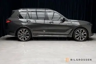 BMW X7, 4.4, 390 kW, bensiin, automaat, nelikvedu