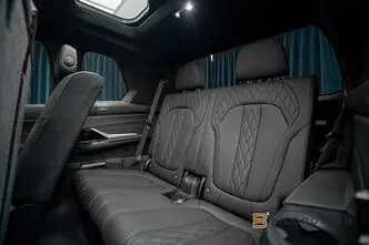 BMW X7, 4.4, 390 kW, bensiin, automaat, nelikvedu