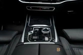 BMW X7, 4.4, 390 kW, bensiin, automaat, nelikvedu