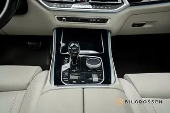 BMW X5, 3.0, 290 kW, hübriid, automaat, nelikvedu