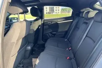 Honda Civic, 1.6, 88 kW, дизель, автомат, передний привод