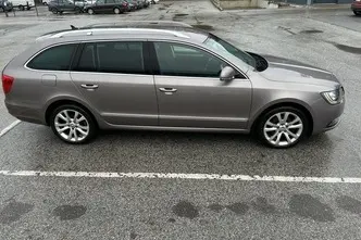 Škoda Superb, 2.0, 147 kW, petrol, automatic, front-wheel drive