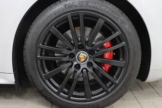 Porsche Panamera, 4.0, 353 kW, bensiin, automaat, nelikvedu