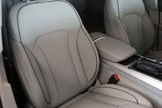 Audi Q7, 3.0, 210 kW, гибрид, автомат, полный привод