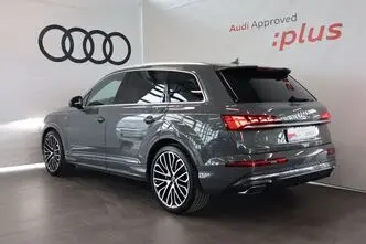 Audi Q7, 3.0, 210 kW, гибрид, автомат, полный привод