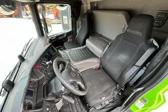 Scania P, 331 kW, diisel, automaat