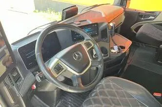 Mercedes-Benz Actros, 460 kW, diisel, automaat