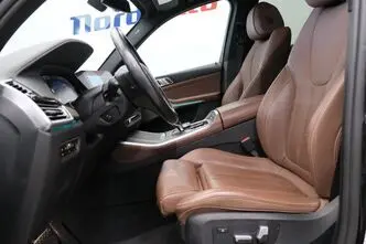 BMW X5, 3.0, 250 kW, гибрид, автомат, полный привод
