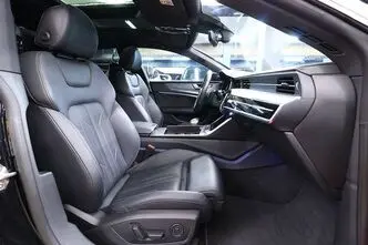 Audi A7, 3.0, 210 kW, гибрид, автомат, полный привод