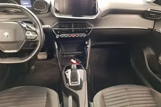 Peugeot 208, 1.2, 74 kW, bensiin, automaat, esivedu