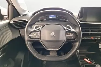 Peugeot 208, 1.2, 74 kW, bensiin, automaat, esivedu