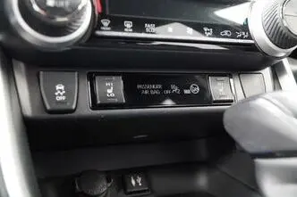 Toyota RAV4, 2.5, 131 kW, бензин, автомат