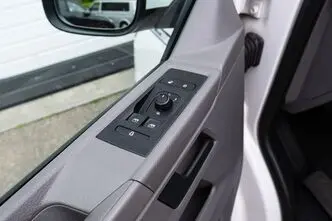 Volkswagen Caravelle, 2.0, 110 kW, дизель, автомат, передний привод