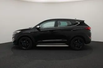 Hyundai Tucson, 1.7, 85 kW, diesel, manual, front-wheel drive