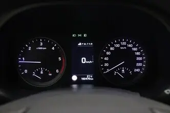 Hyundai Tucson, 1.7, 85 kW, diesel, manual, front-wheel drive