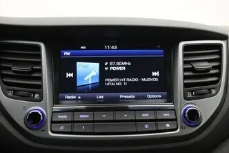 Hyundai Tucson, 1.7, 85 kW, diesel, manual, front-wheel drive