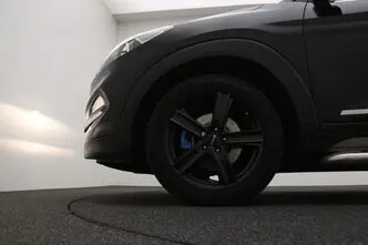 Hyundai Tucson, 1.7, 85 kW, diesel, manual, front-wheel drive