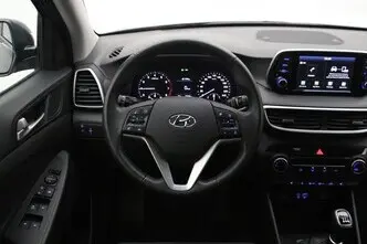 Hyundai Tucson, 1.6, 97 kW, petrol, manual, front-wheel drive